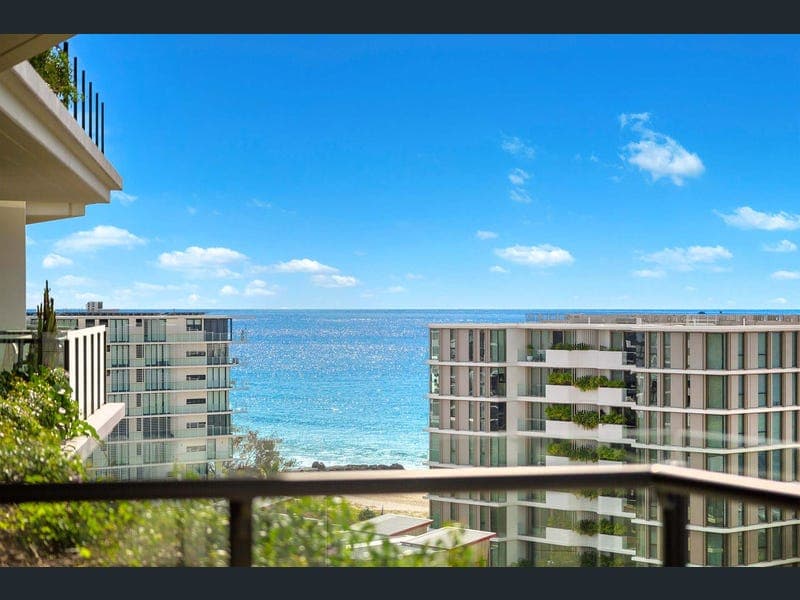 21004/1328 Gold Coast Highway, Palm Beach — photo 1 of 5