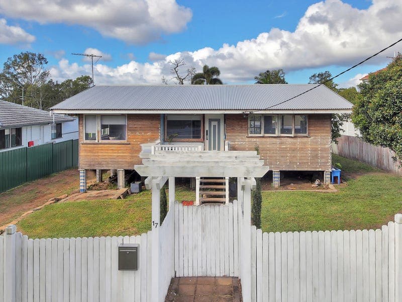 17 Sandeman Street, Acacia Ridge — photo 1 of 5