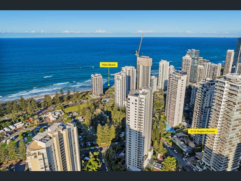 5/14 Hughes Avenue, Main Beach — photo 1 of 5