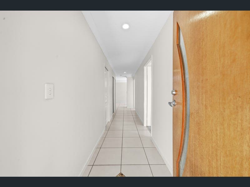 5 Tess Road, Coomera — photo 1 of 5