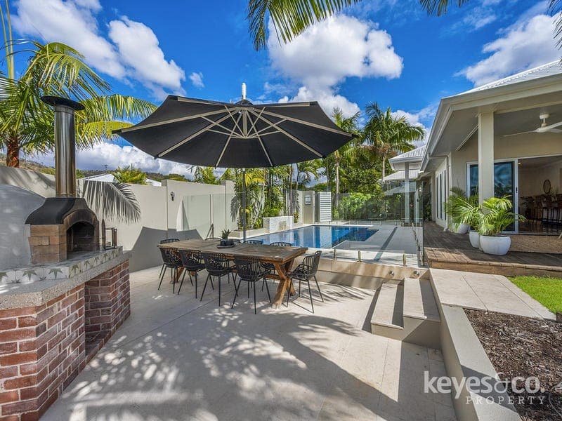 12 Tahlia Circuit, Mount Louisa — photo 1 of 5