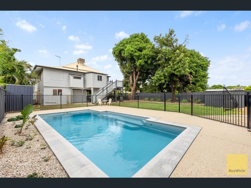 51 Retro Street, Emerald — photo 1 of 5