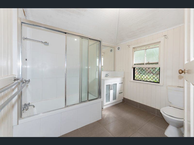15 Short Street, Bundaberg South — photo 1 of 5