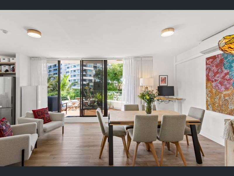 303/41 Labrador Street — photo 1 of 5