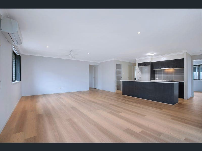 27 Clove Street, Griffin — photo 1 of 5