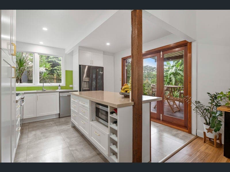 25 Veronica Avenue, Daisy Hill — photo 1 of 5