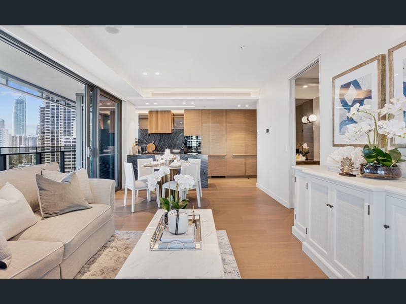 31201/36 Old Burleigh Road, Surfers Paradise — photo 1 of 5