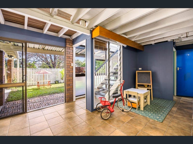 83 Beverley Hill Street, Moorooka — photo 1 of 5
