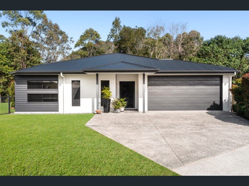 10 Malanda Court, Beerwah — photo 1 of 5