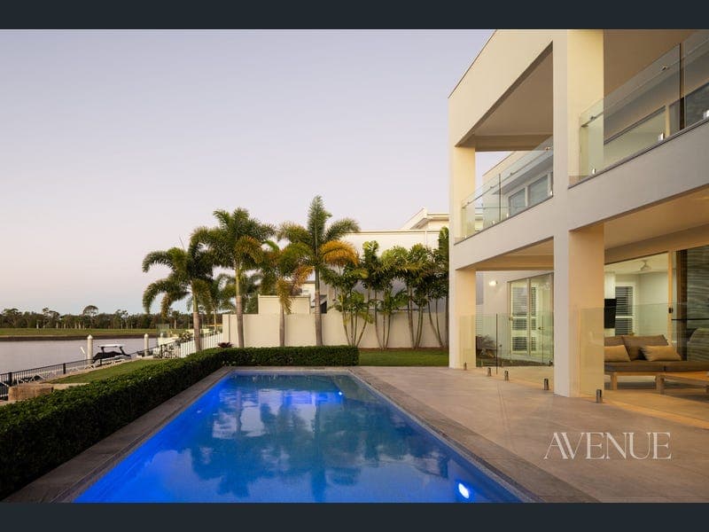 44 Poinciana Place, Jacobs Well — photo 1 of 5