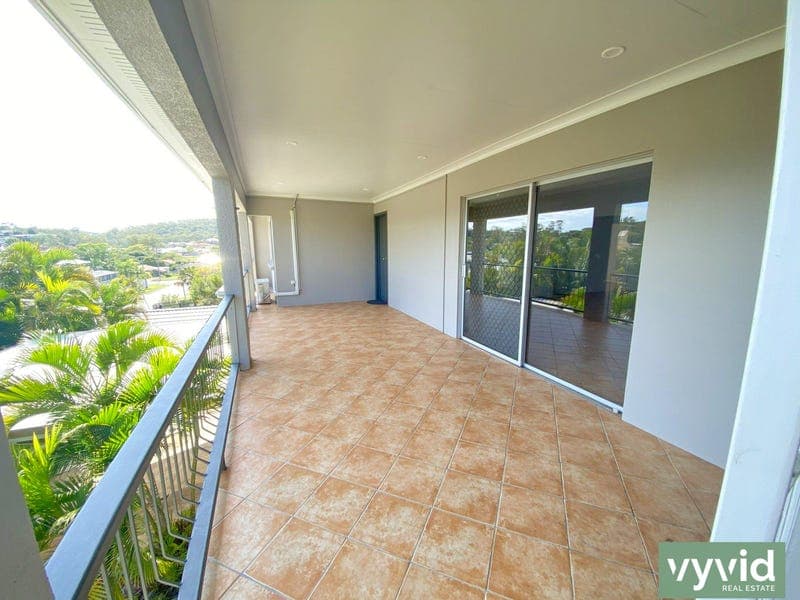 11 Walters Ave, West Gladstone — photo 1 of 5