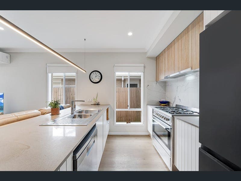9 Pipit Street, Palmview — photo 1 of 5