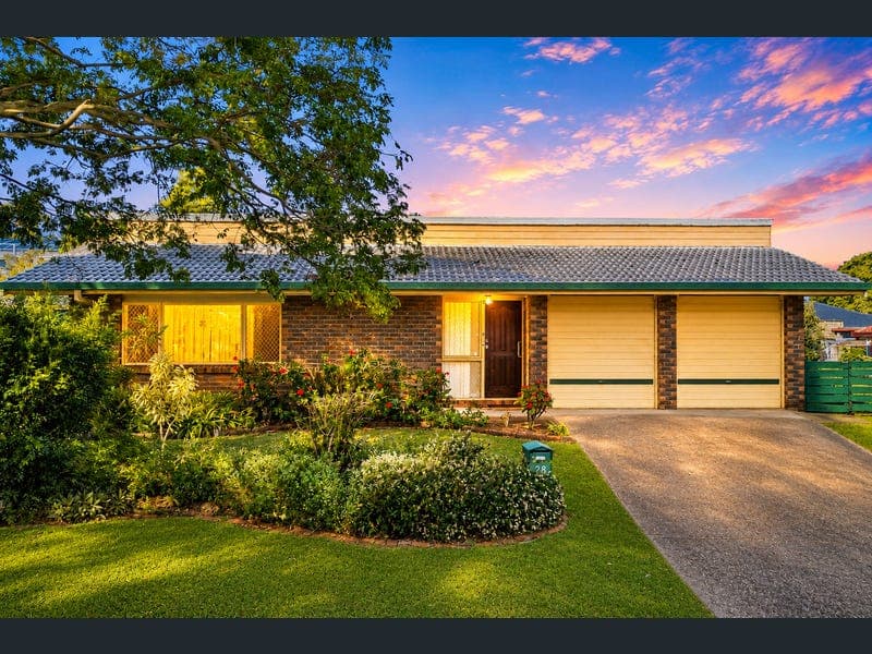 28 Dromos Street, Eight Mile Plains — photo 1 of 5