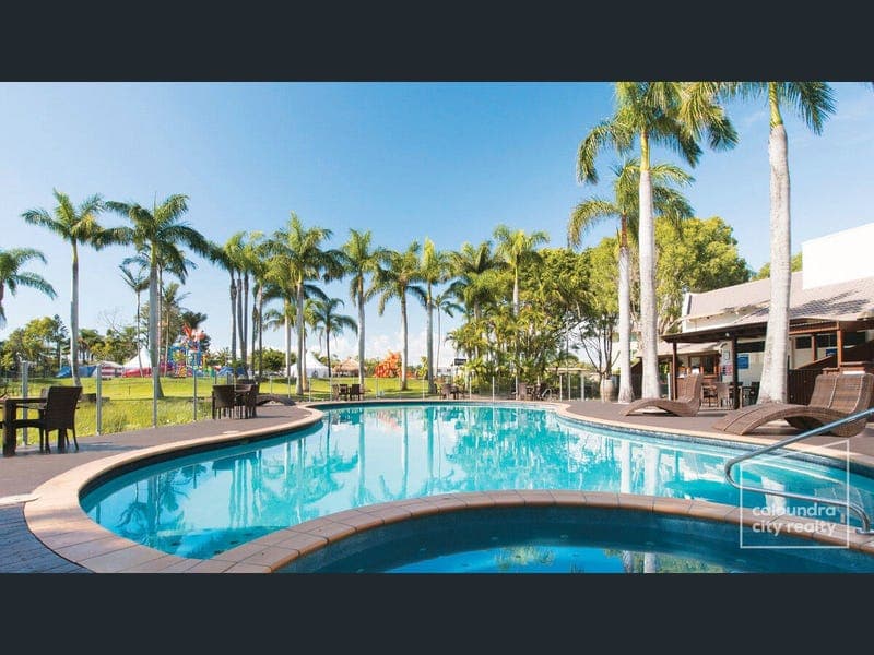40/2 Landsborough Parade, Golden Beach — photo 1 of 5
