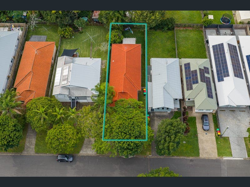 28 Hellen Street, Bald Hills — photo 1 of 5