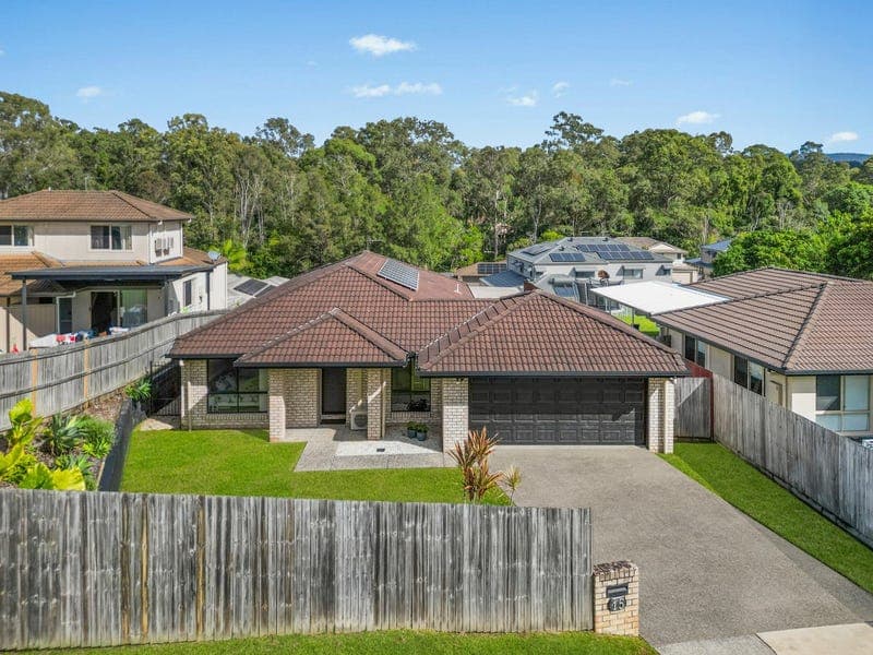 15 Debbie Way, Nerang — photo 1 of 5