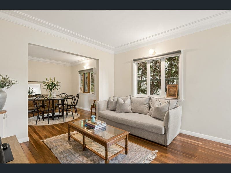 115 Stephens Street, Morningside — photo 1 of 5
