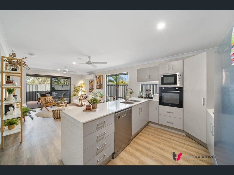 12a Acacia Street, Thornlands — photo 1 of 5