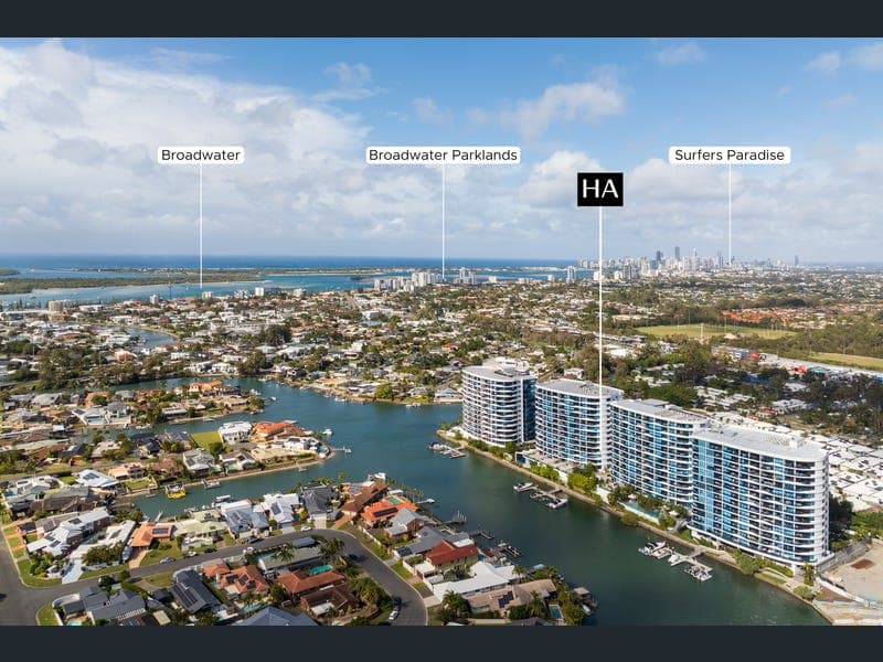 3401/5 Harbour Side Court, Biggera Waters — photo 1 of 5