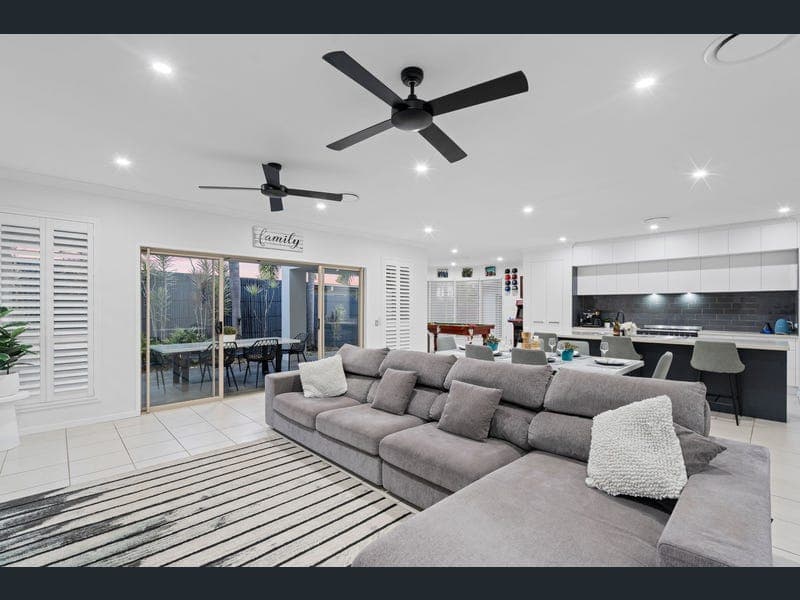 54 Maidenwell Road, Ormeau — photo 1 of 5