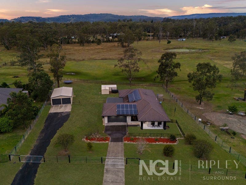 39 White Gums Road, Hatton Vale — photo 1 of 5