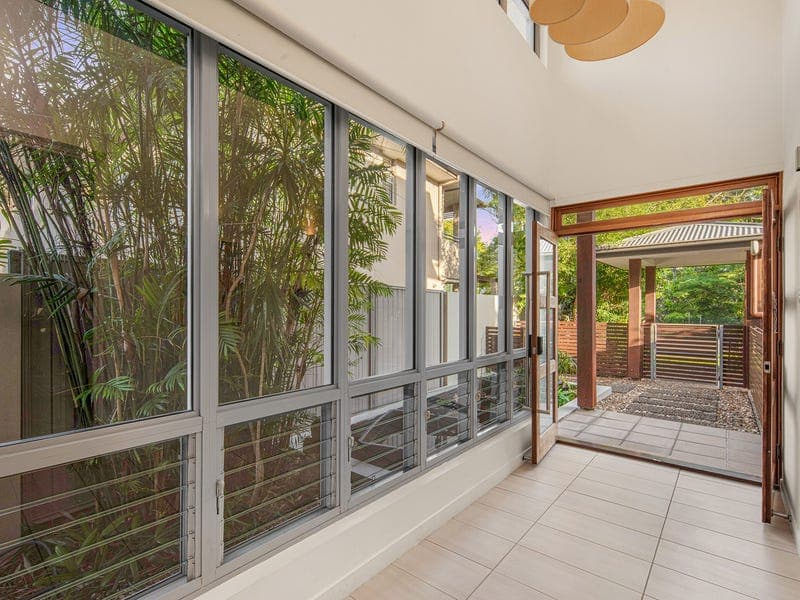 188 Harts Road, Indooroopilly — photo 1 of 5