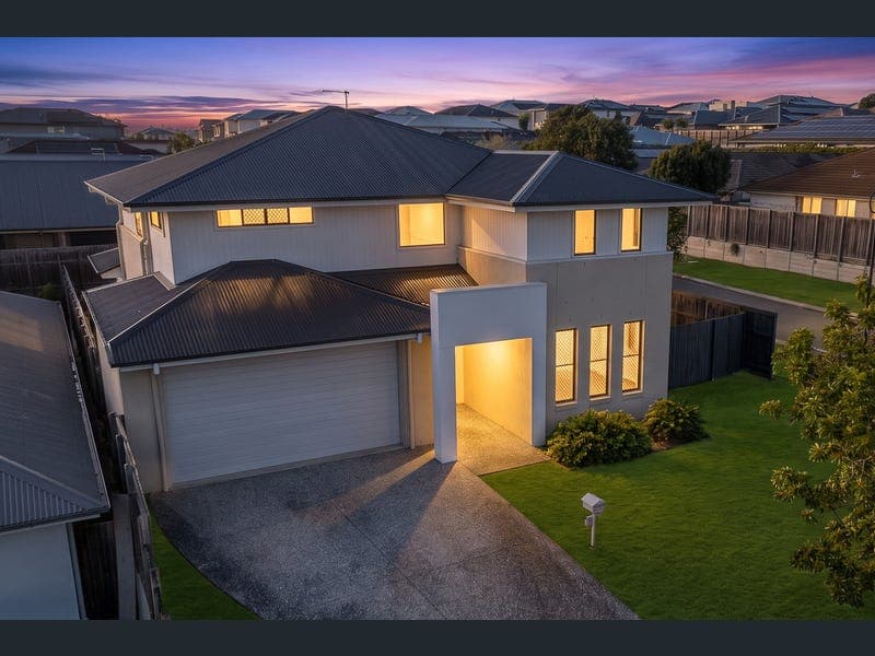 8 Barrisdale Street, Heathwood — photo 1 of 5