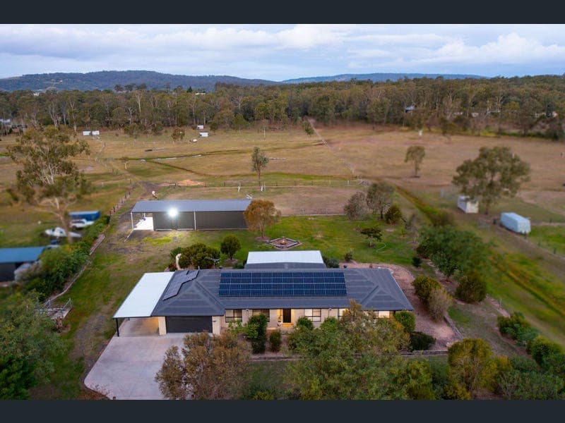 47 White Gums Road, Hatton Vale — photo 1 of 5