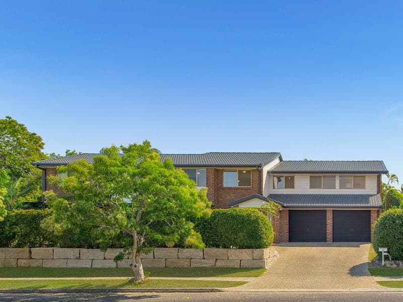 15 Cityview Road, Sinnamon Park — photo 1 of 5