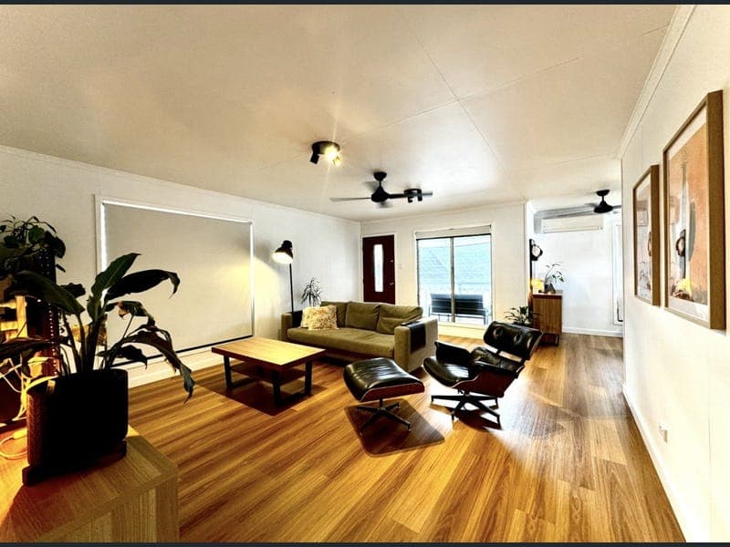 2 GILBERT Court, Moranbah — photo 1 of 5