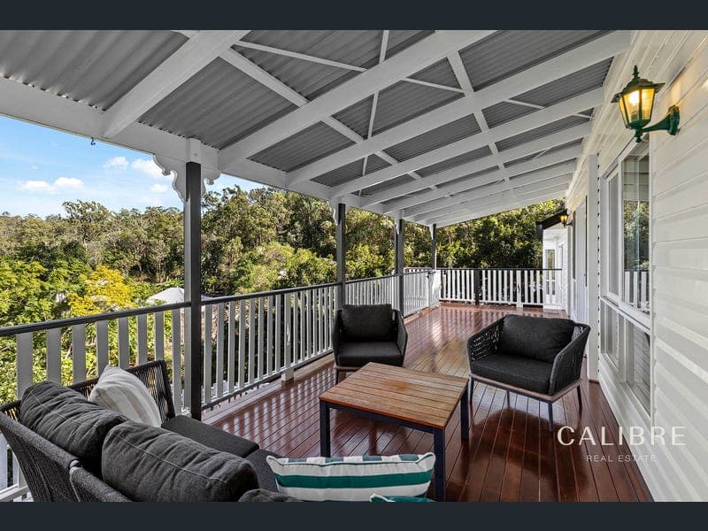 17 Wollundry Place, The Gap — photo 1 of 5