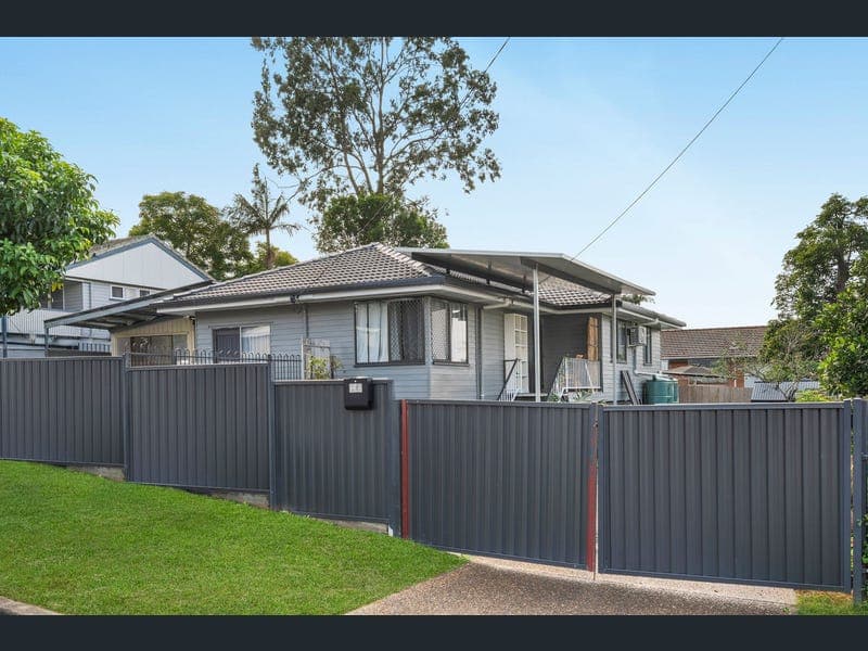 15 Bellatrix St, Inala — photo 1 of 5