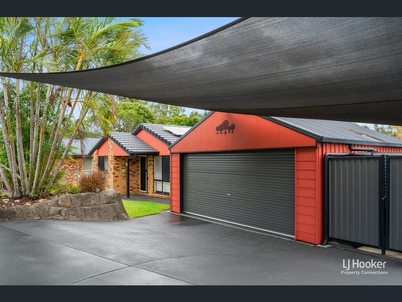 12 Augustins Crescent, Petrie — photo 1 of 5