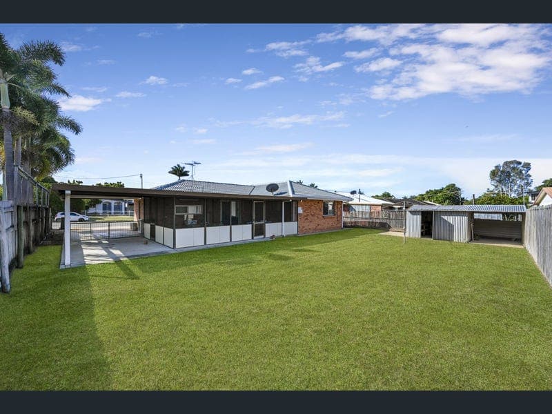4 Bambil Court, Mount Louisa — photo 1 of 5