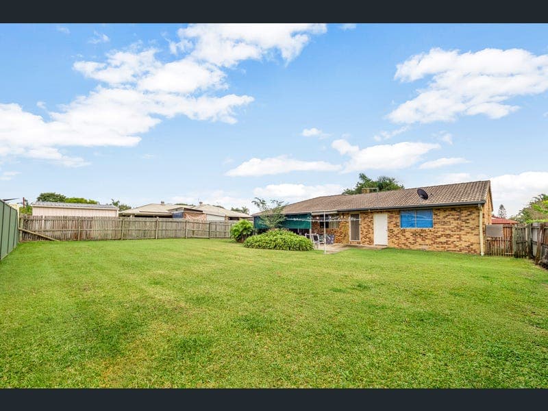 48 Kentwood Drive, Bray Park — photo 1 of 5