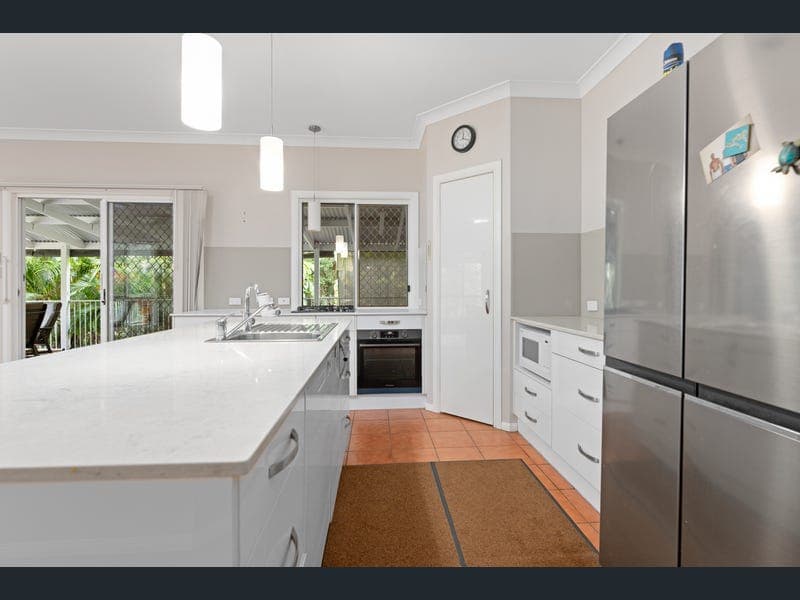 134 Madeline Drive, Morayfield — photo 1 of 5