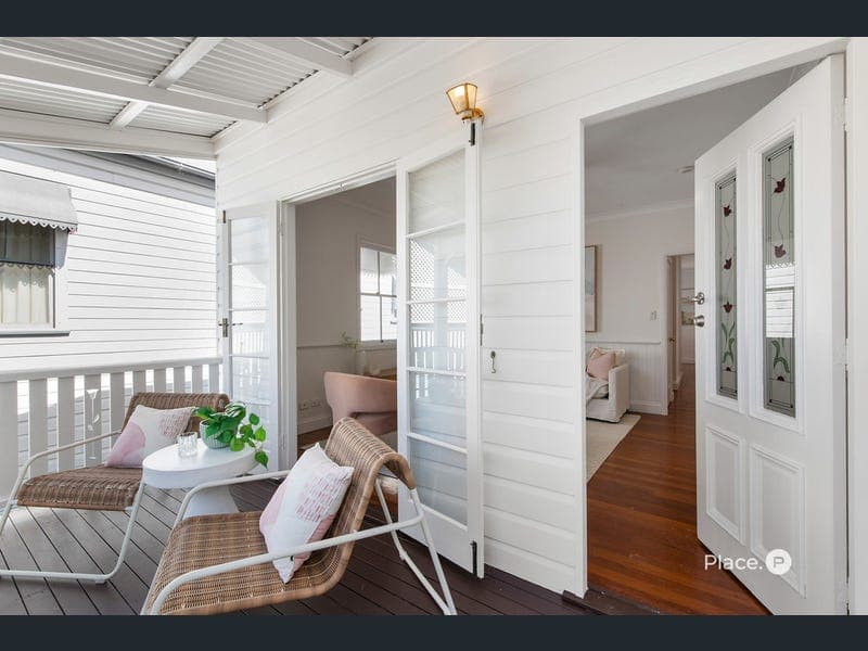 32 Thynne Road, Morningside — photo 1 of 5