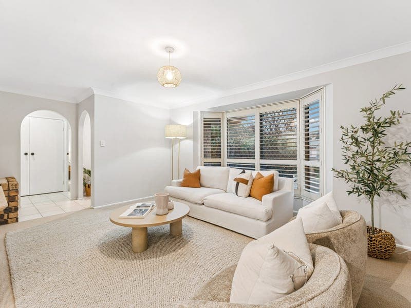 14 Nardie Street, Eight Mile Plains — photo 1 of 5