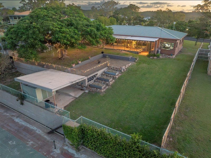 14 Glen Eden Drive — photo 1 of 5