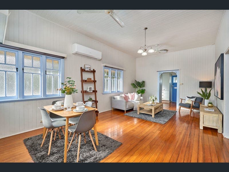 7 Perkins Street, Manoora — photo 1 of 5
