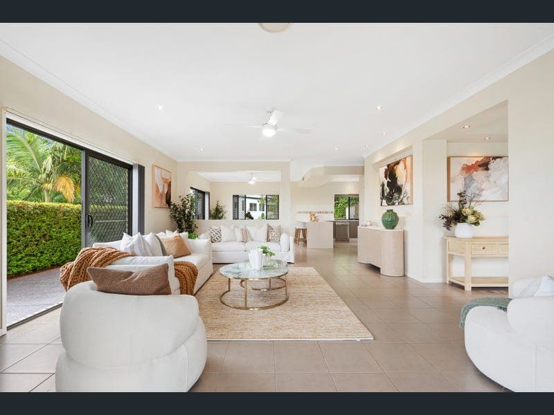 19 Laceflower Court, Reedy Creek — photo 1 of 5