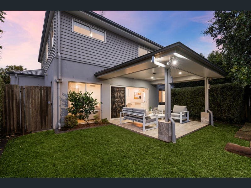 87A Mackenzie Street, Mount Lofty — photo 1 of 5