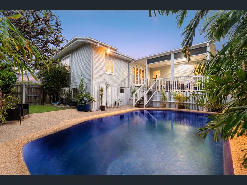 24 McKinley Street, North Ward — photo 1 of 5