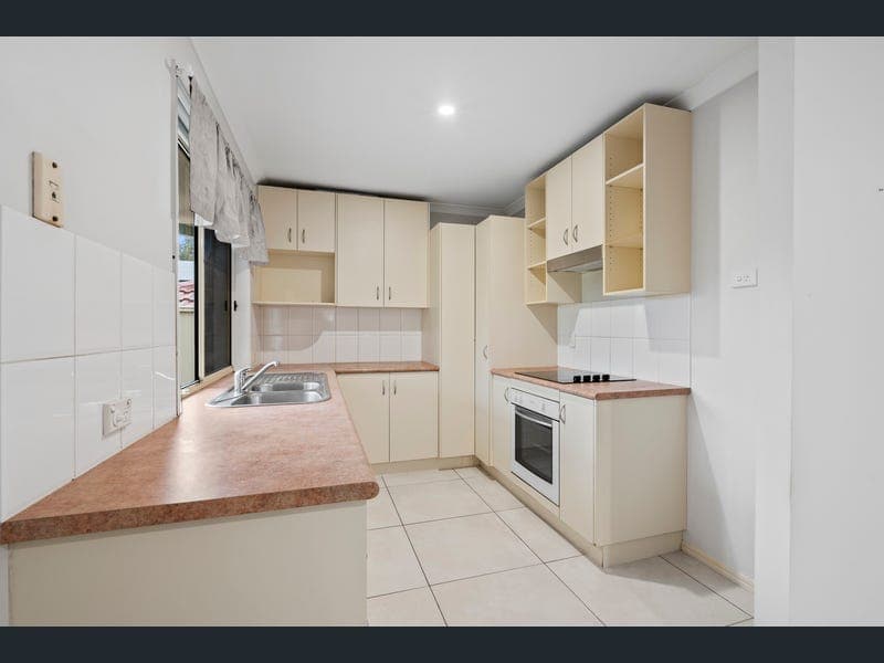 3 Longford Crescent, Acacia Ridge — photo 1 of 5
