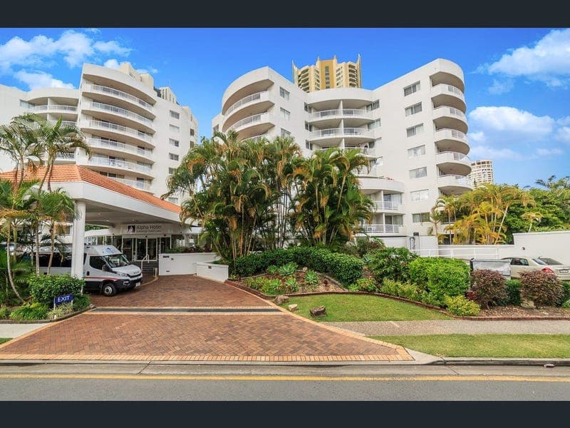 003 & 004/140-144 Ferny Avenue, Surfers Paradise — photo 1 of 5