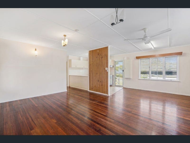 108 Bayswater Road, Pimlico — photo 1 of 5