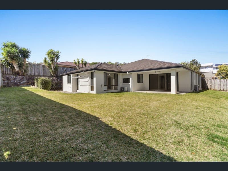 18 Gerard Street, Pacific Pines — photo 1 of 5