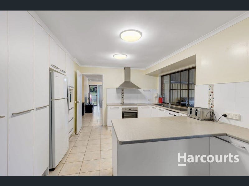 26 Elgata Street, Petrie — photo 1 of 5