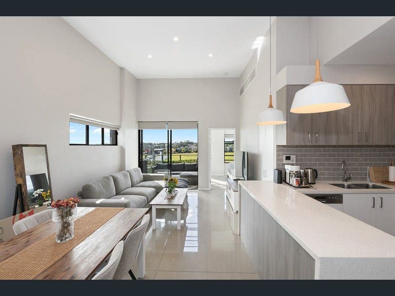 31/63 Ludwick Street, Cannon Hill — photo 1 of 5
