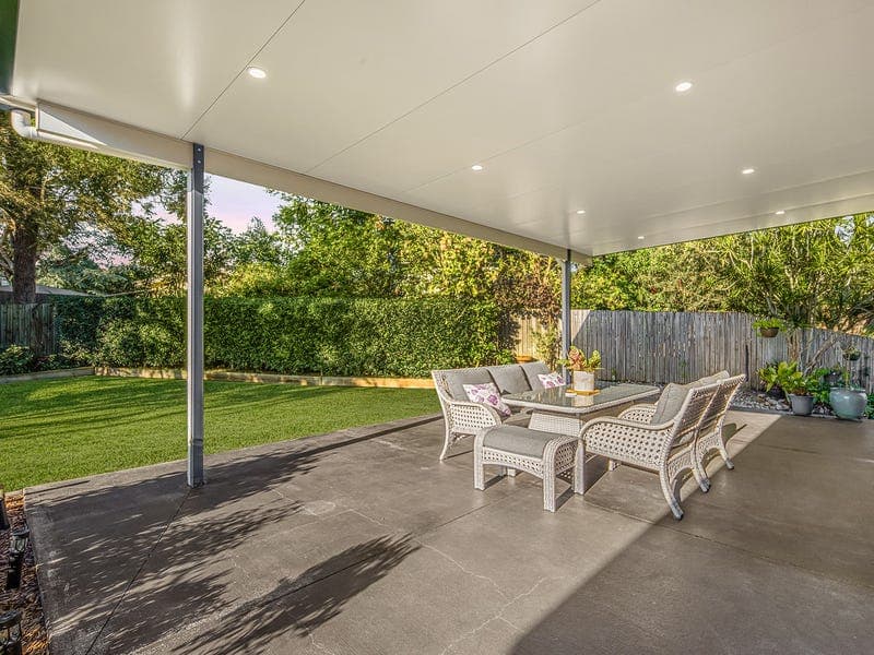 5 Belford Street, Kenmore — photo 1 of 5